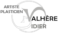 Logo Valhere revu 200